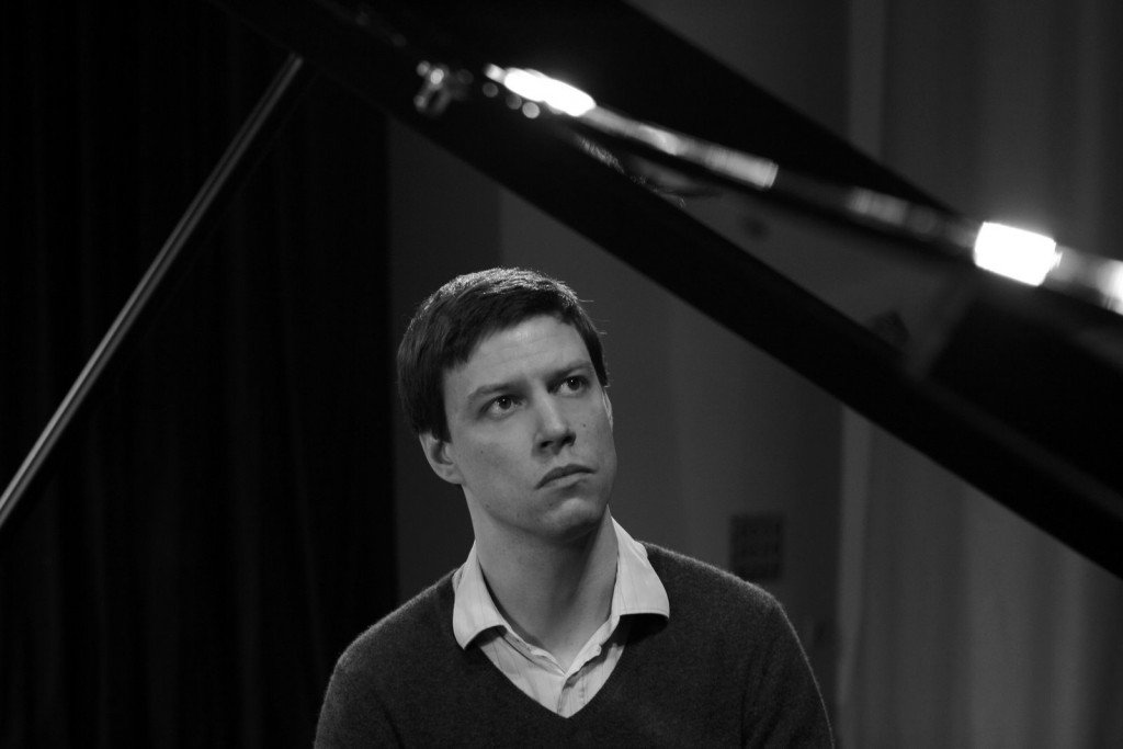Dzintaru koncertzāle aicina uz pianista Antona Ļahovska solo koncertu

figaro.lv/dzintaru-konce…