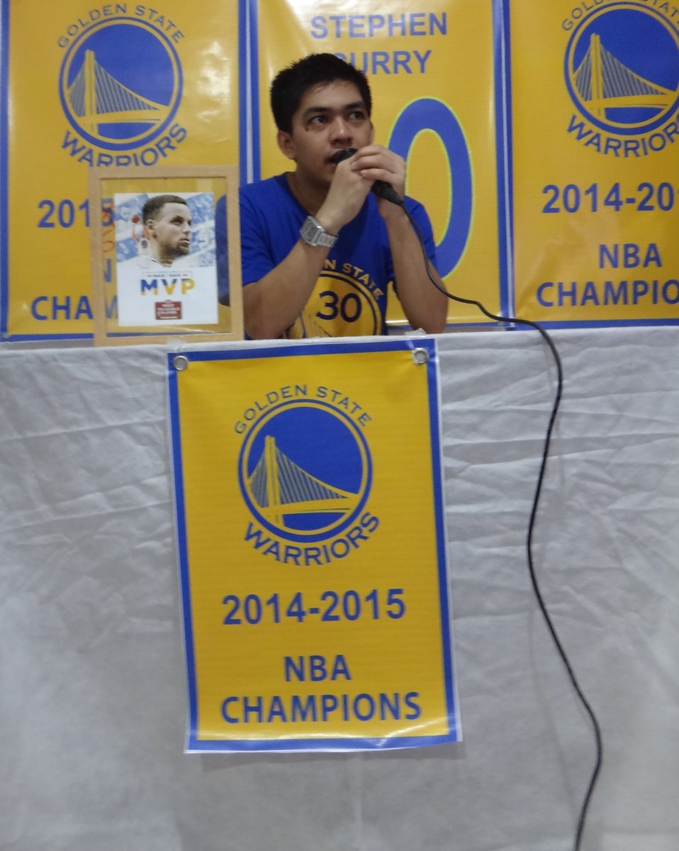 sanantoniomark's tweet photo. @StephenCurry30 is BACK!!! go @warriors #go7d3nERA https://t.co/MKhvV86aYQ