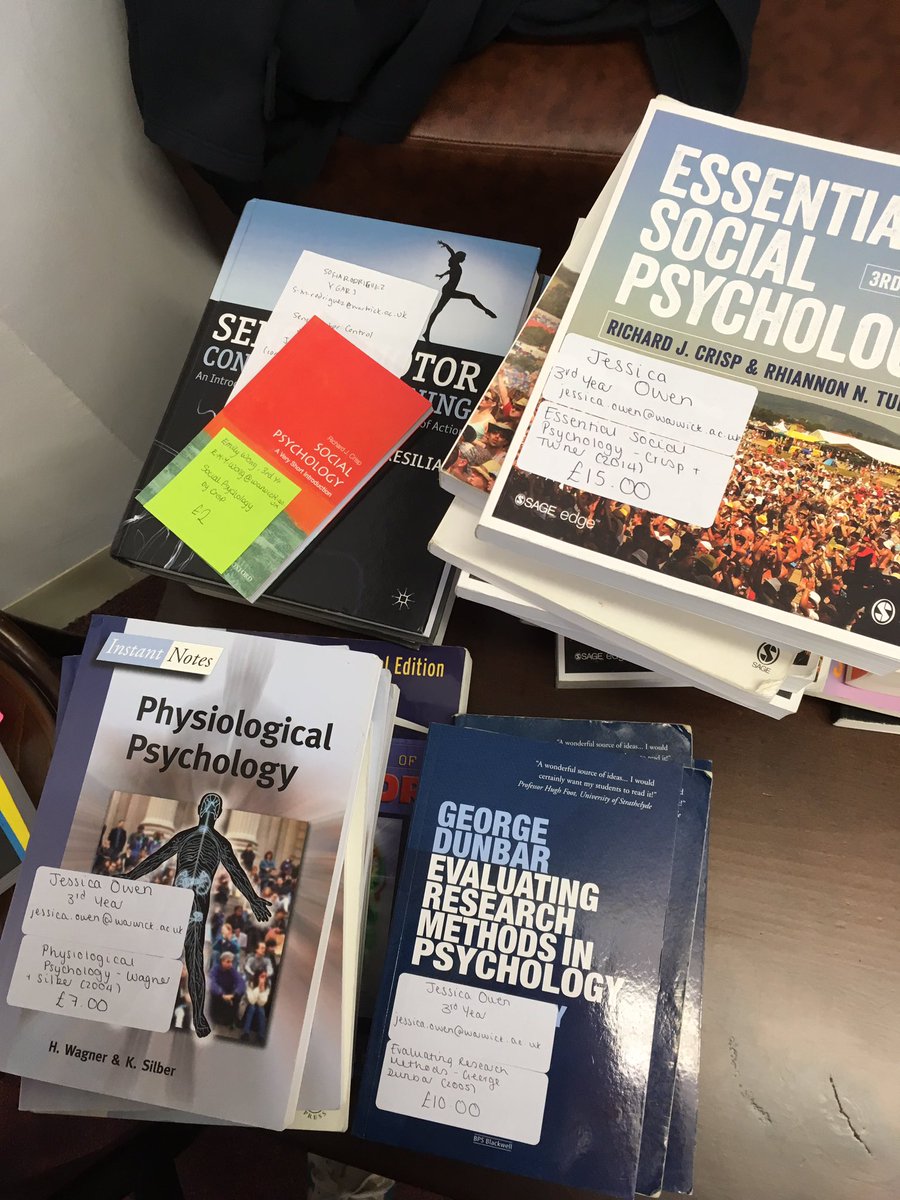 WarwickPsychSoc's tweet photo. Books and jumpers for sale in the psych common room, 12-3!! 📚📚 https://t.co/6uJuCY72vZ