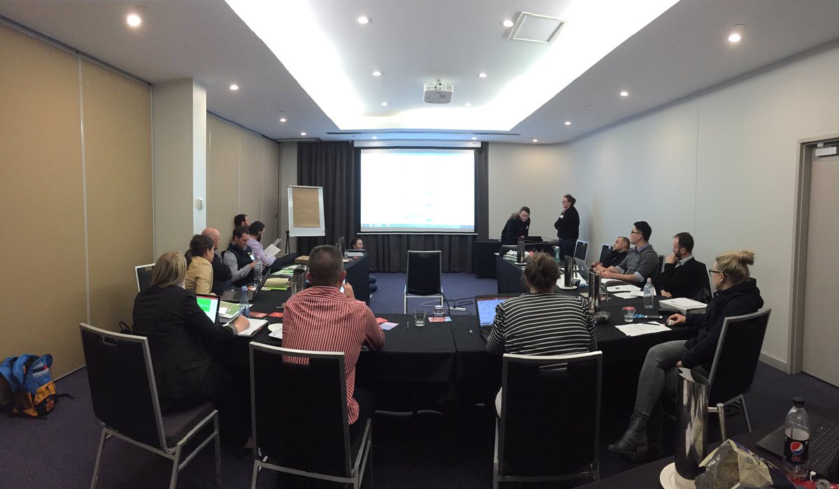 affectusaus's tweet photo. And they are still working-such commitment to #team, #leadership learnings&amp;the #vegetable industry outcomes. @GrowLead 2016 seriously rock https://t.co/f2UxeVerb7