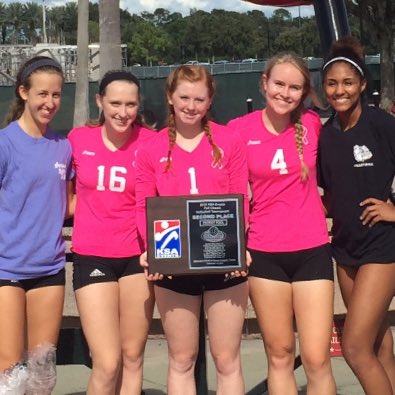PLDVolleyball1's tweet photo. Senior night is one day away! Come out and support our 5 seniors.🏐@_asiadeshe @jessiedurrrb16 @francesca_m13 @Amanda_Moore7 @emmarunderwood https://t.co/dZK7YsmEQW