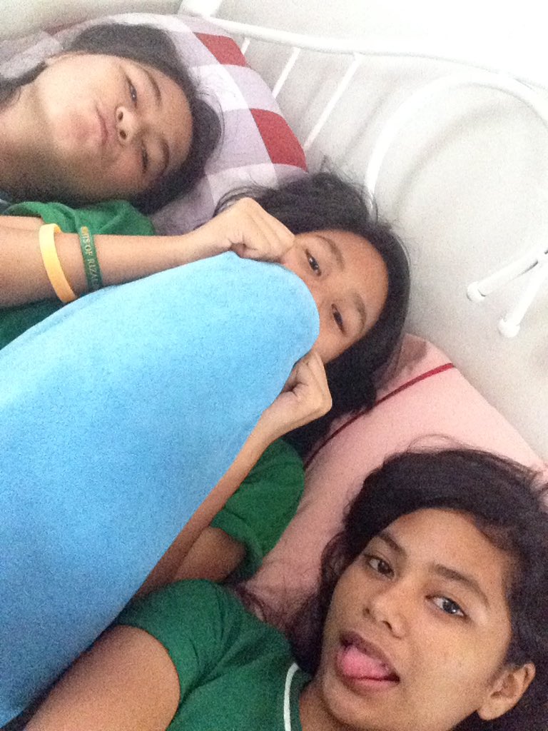 kmxthyng's tweet photo. *insert speech here* HAPPY BIRTHDAY ALL (#futuremutya) !!!! Blessing you with these fetus pics ajejeje @allygentx best wishes mwehehehehhe https://t.co/z46I8OF9ve