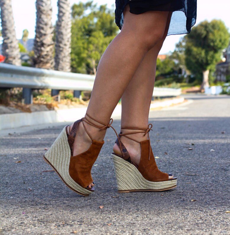 rossanavanoni's tweet photo. I have been wearing my new @shellys_london shoes non-stop they are not onIy gorgeous but super comfy! #TuesdayShoesday #ShellysLondon https://t.co/fE7xYzWCvY