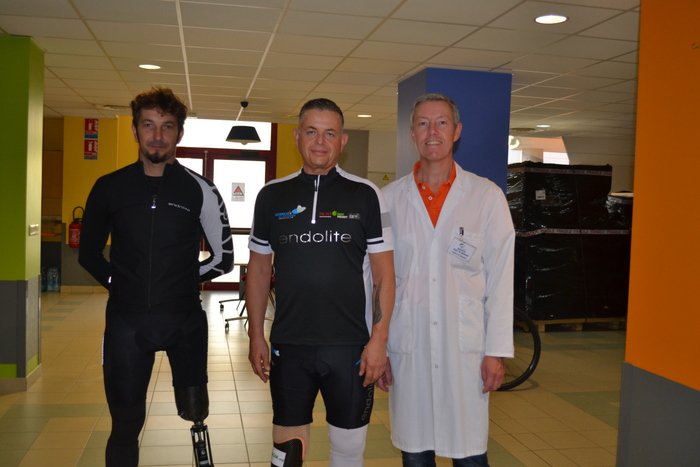 FondationHopale's tweet photo. Le défi de Ronny, amputé de la jambe qui relie l’Allemagne à l’Angleterre à vélo, maladie #Charcot #prothèse #hopale https://t.co/das5b8ypOM https://t.co/QaIgcR38i3