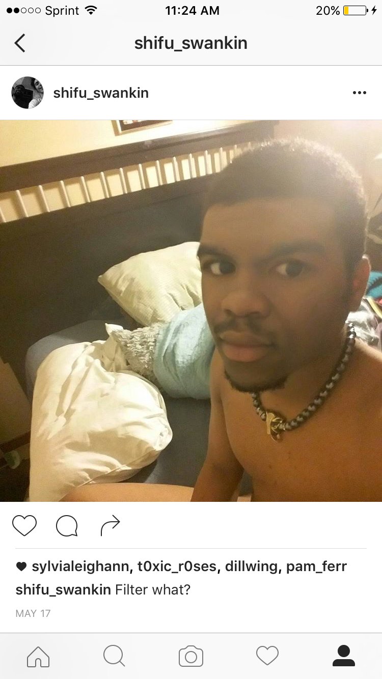 Becuz bitches love my nudes 😂😂😂 https://t.co/hOGlRTUUn8