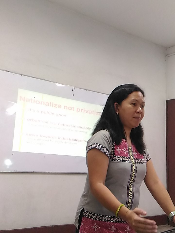 upibalon1974's tweet photo. Speaker Feny Cosico of AGHAM National talking about privatization of transportation in the Ph. #TrainToBicol #ACLE2016 https://t.co/8rc41u89DN