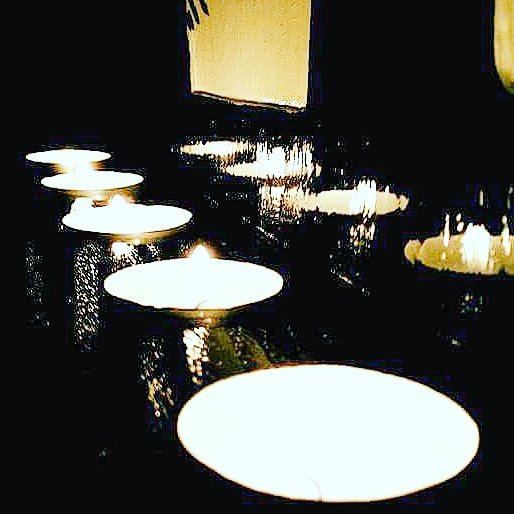BelandPlanb's tweet photo. Portrait chandeliers 40 " × 20 " Ch��ne / Oak Gravure / Engraving 🌎 🔹 https://t.co/hC57luJ8EL