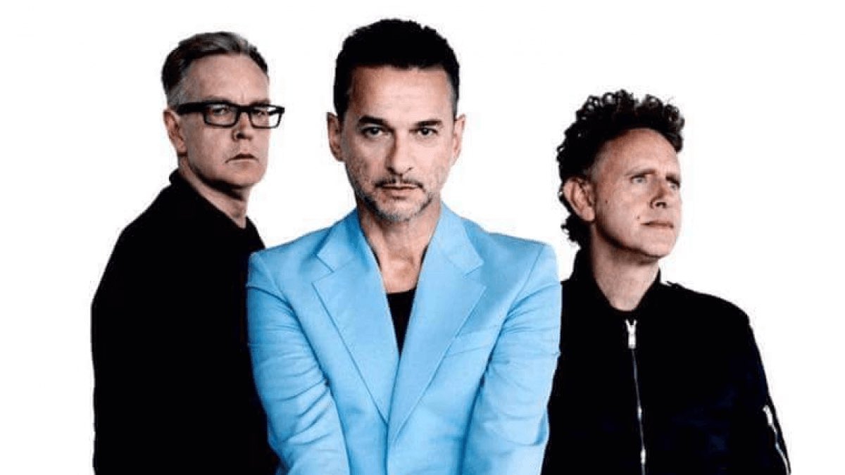 bandafy's tweet photo. @depechemode anuncia #worldtour ¿y #Barcelona ? 😳 #DepecheMode #DancingMode #SingingMode #AllIEverWantedAllIEverNeeded #Bandafy 🎤 https://t.co/dj7Aqe8zWn