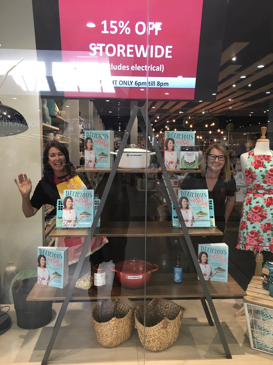 murdochbooks's tweet photo. Look who we found at Kitchen Antics in Wagga Wagga! @AnnaGare here for a Q&A and demo #deliciouseveryday https://t.co/a7KhscwmSN