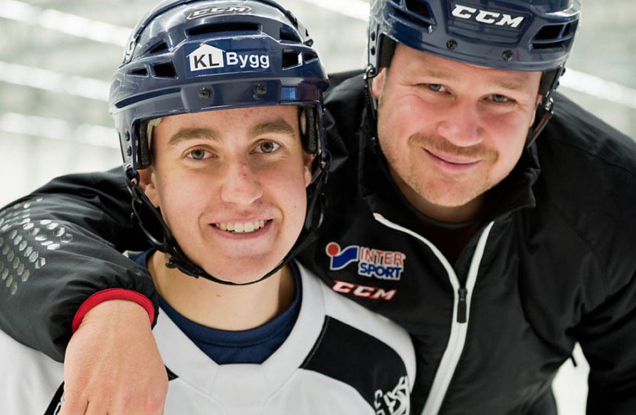 Dagens mest känslofyllda läsning: 19-årige Clarence vars hjärta stannade på träningen.
…-lungraddare2016.story.aftonbladet.se