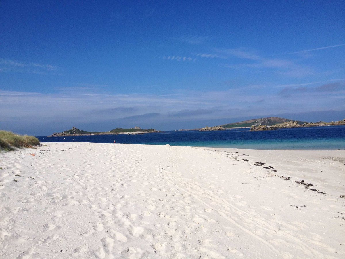 ScillyBodilly's tweet photo. Bleiben Sie bei Bodilly Cottage für einen perfekten #Urlaub auf einer #Insel #Reise 
#Gehen https://t.co/zlnyYnmlEA https://t.co/ocBFokWJjj