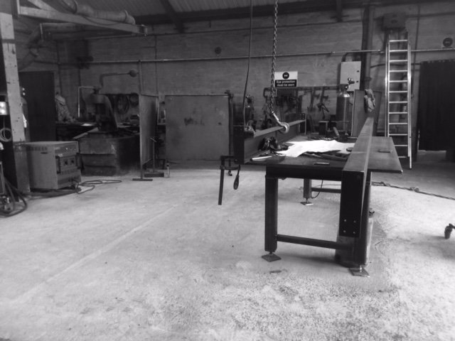 MGCEngineering's tweet photo. We have also put down a new floor down in the welding shop! Level as level can be!! #engineering #wadebridge #newfloors #happywelders https://t.co/8YViKJmrso