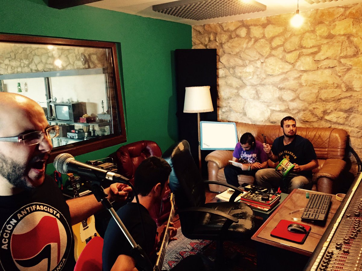 OVNI Estudio tweet media