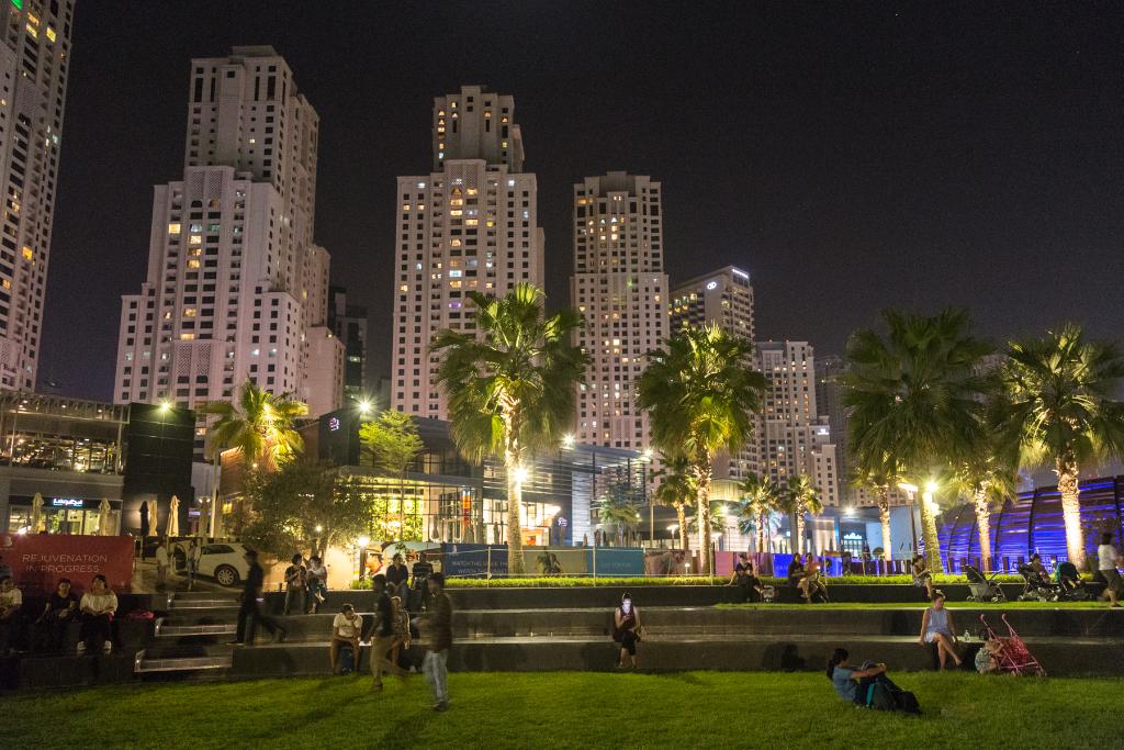 DubaiDET's tweet photo. Vote for #Dubai to be the World's Leading Festival &amp; Event Destination 2016 here: https://t.co/HZHL82EMCl https://t.co/U26ZcG17EK