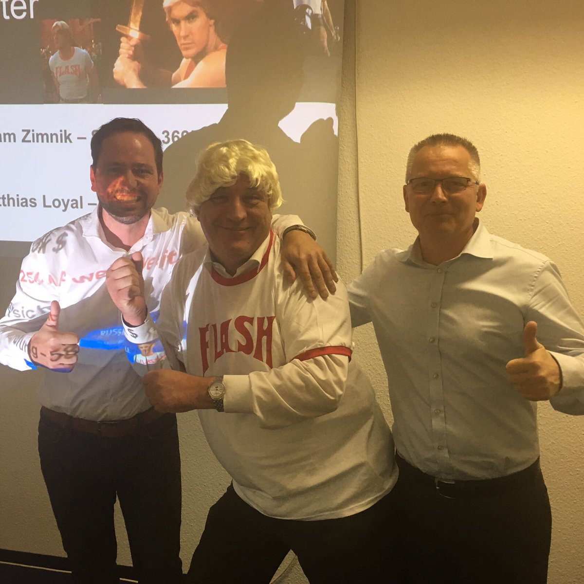 Flash Gordon is still alive! An Honor to our sales legend Matthias Loyal who sold 2x VMAX AF @ InterKV @EMCUNSTOPPABLE #DellEMC    #YOAFing