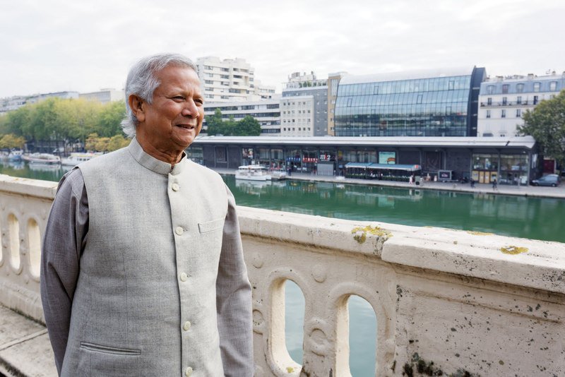 .<a href="/Yunus_Centre/">Muhammad Yunus</a> défend son concept de #SocialBusiness dans la "Maison des économies solidaires et innovantes" <a href="/Paris/">Paris</a> bit.ly/2dQTf2t