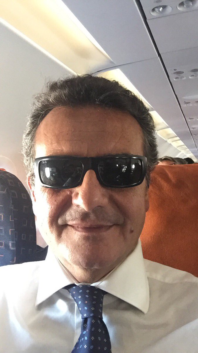 BeesSmart's tweet photo. Una nuova opportunità ci attende #RealEstateMyLove #Kpmg #Accord  #globalconference https://t.co/tlWZpXtIzY