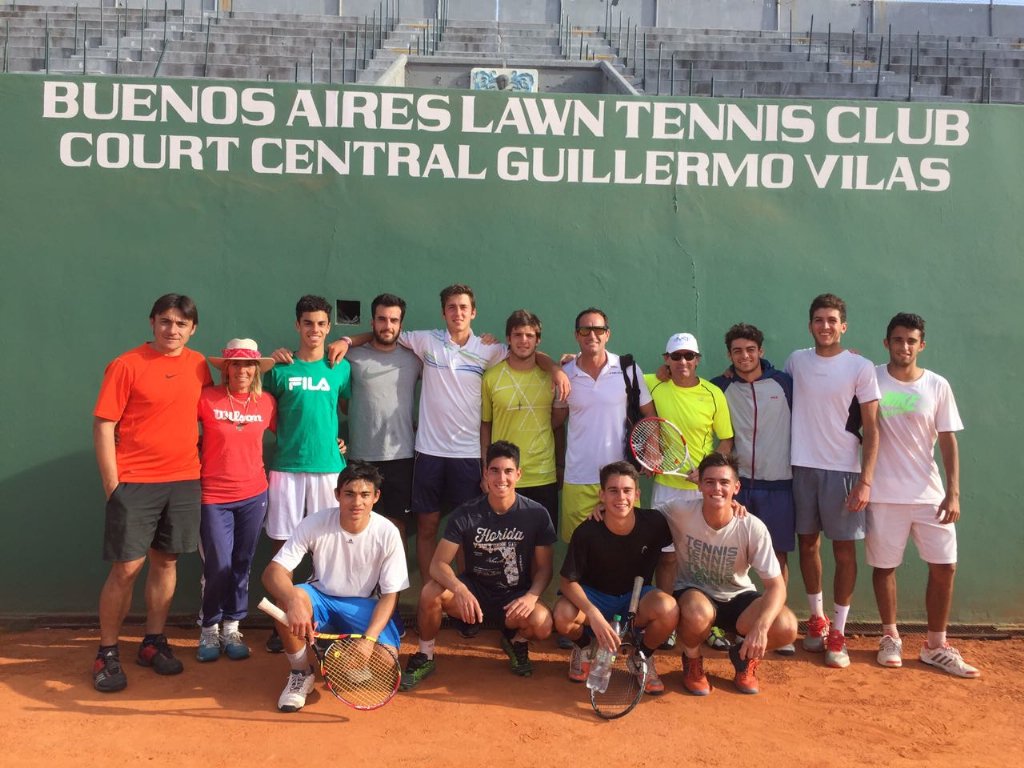 matysilvano's tweet photo. Gran tarde de entrenamiento en el BALTC de la mano de M.Errecalde y @AATenis  @CapalboFran @maturocha https://t.co/1jkoucr76s