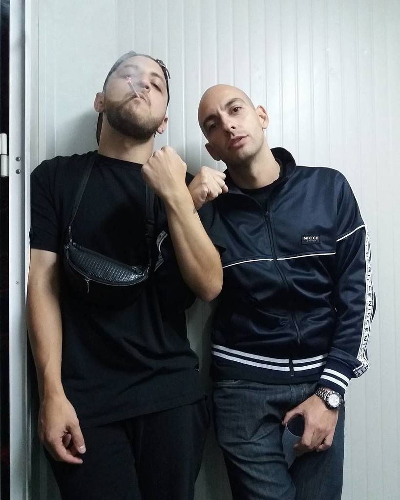 DanoZiontifik's tweet photo. Hermanos de Ley #Skarf #399Gang #5FD #DjZirk 📷 @tony_karate https://t.co/N5mbEu8RNp https://t.co/9tZw26K4pL https://t.co/5iHC5diTqv