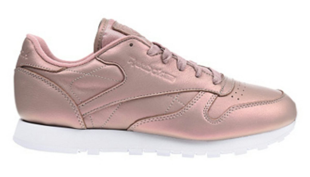 PrinzSneaker's tweet photo. Nur 89,95€ - hier gehts zum shop...
https://t.co/Xe3KBFflgS
#rosasneaker #sneakers #NationalComingOutDay https://t.co/r09z5NBA26