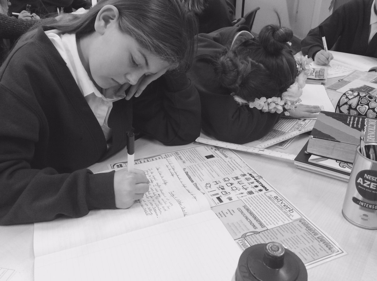 MrJenningsA's tweet photo. Recount writing..... #Room13 #swindells #writing #love # year6 #superstars #writinggrid #Katie #Andy https://t.co/nMXro3mR5d