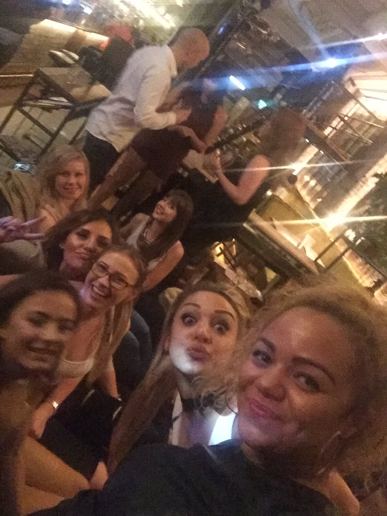 LadyFizzington's tweet photo. Going to miss @VeronicaRagu_ @Piccolino_Ald @Piccolino_ @ClubIndividual #chaseyourdreams #Skyhigh @EtihadAirways #Abudhabi ✈️✈️ https://t.co/rmuPRur3K8