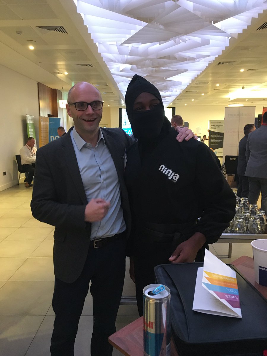 qbsmsp's tweet image. Dom and @DominicGill7, coincidence? #itninjas #dontgetdonegetdom #EMEACon16 @CompTIA_UK