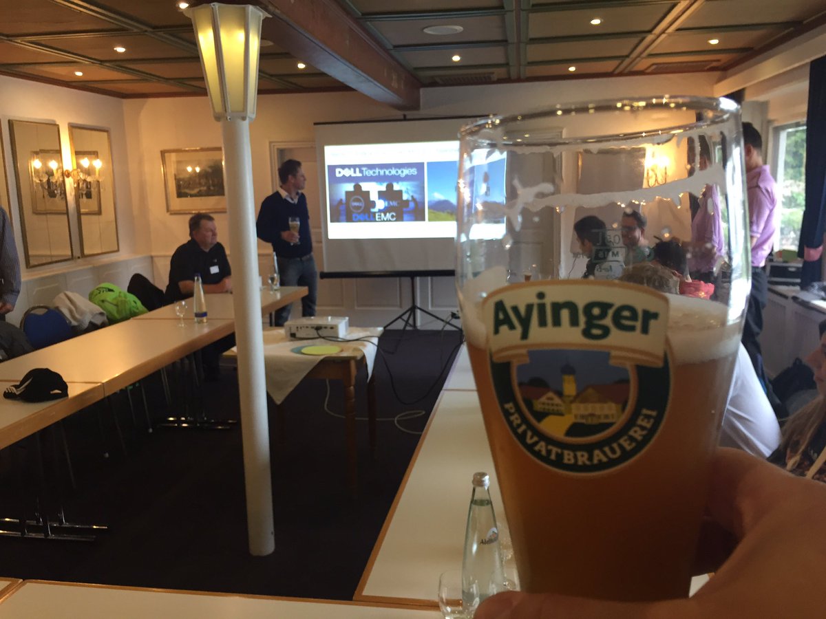 HilburgerS's tweet photo. Team-Event #DellEMC #GoBigWinBig @GetVirtualNet @DinkoEror https://t.co/azbGA4W0BA