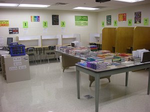 2DjUP's tweet image. Gits these days ain't bout this life, That's why they wreckless. Get sent home for a vacation instead smh...#GetBack2DaBasics #DjUP