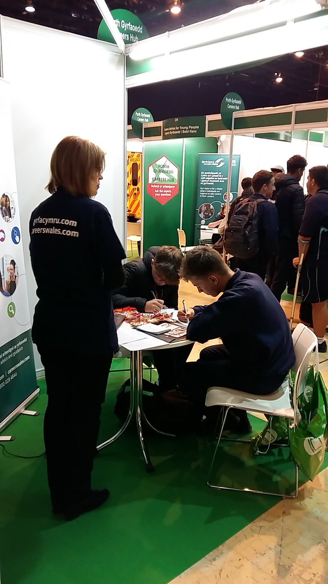 CareersWales's tweet photo. Students tying their hand at the Buzz Personality test. What animal are you? Come and have a go @SkillsCymru #SCJobGoals https://t.co/RKCGPoVt0G