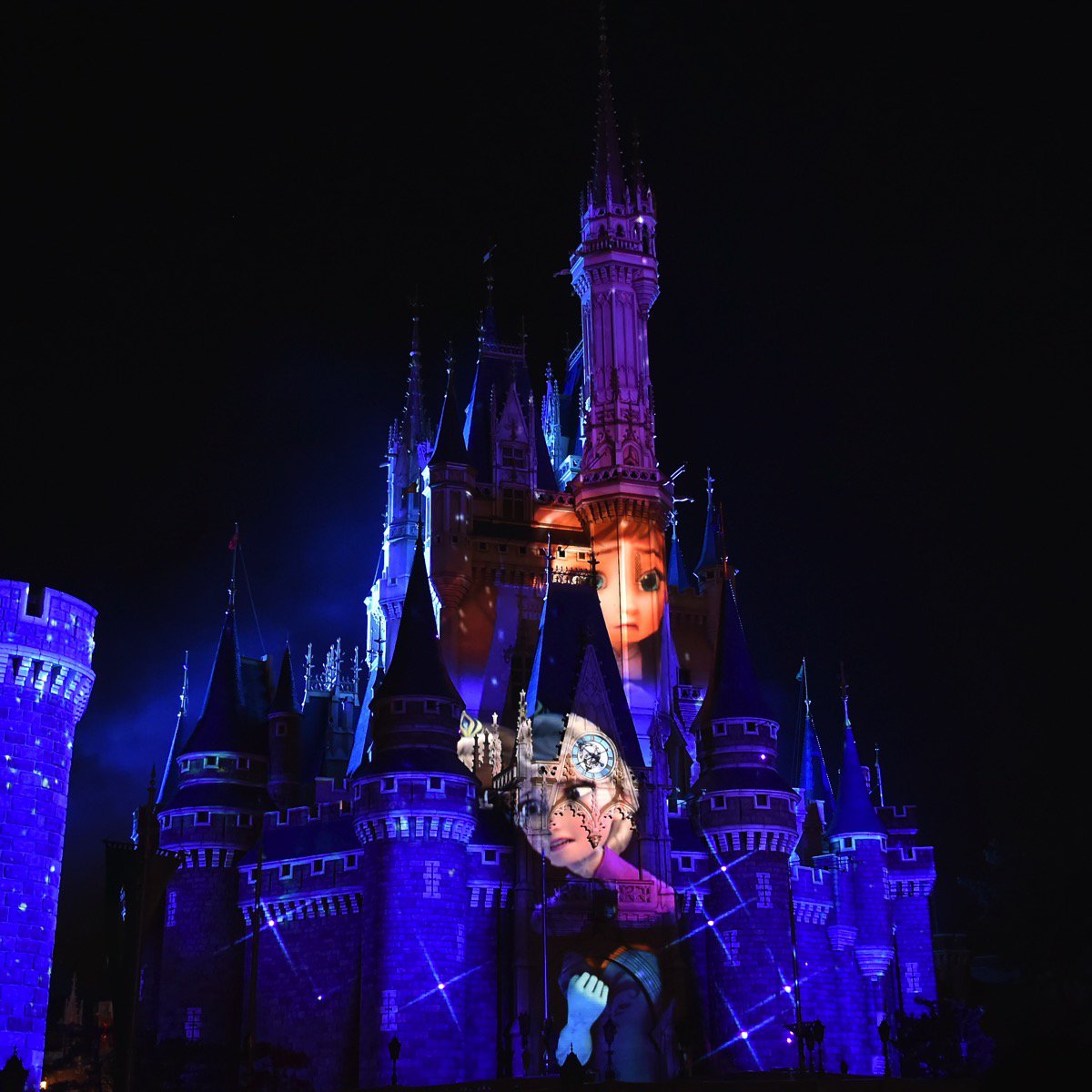 Mezzomikiのディズニーブログ 全編アナ雪のプロジェクションマッピング フローズン フォーエバー 公演 東京ディズニーランド アナとエルサのフローズンファンタジー17 概要発表 詳しくは T Co F5osdl4z8b Mezzomikiのディズニーブログ 全編アナ雪のプロジェクションマッピング フローズン フォーエバー 公演 東京ディズニーランド アナとエルサのフローズンファンタジー17 概要発表 詳しくは T Co F5osdl4z8b