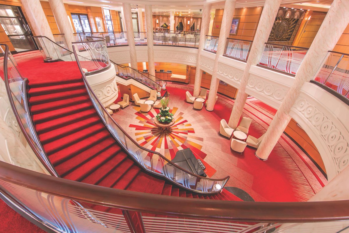 cunardline's tweet image. We are delighted to have won @CruiseCriticUK's Editors' Picks Awards for Best Cruise Ship Refurbishment for #QM2Remastered!