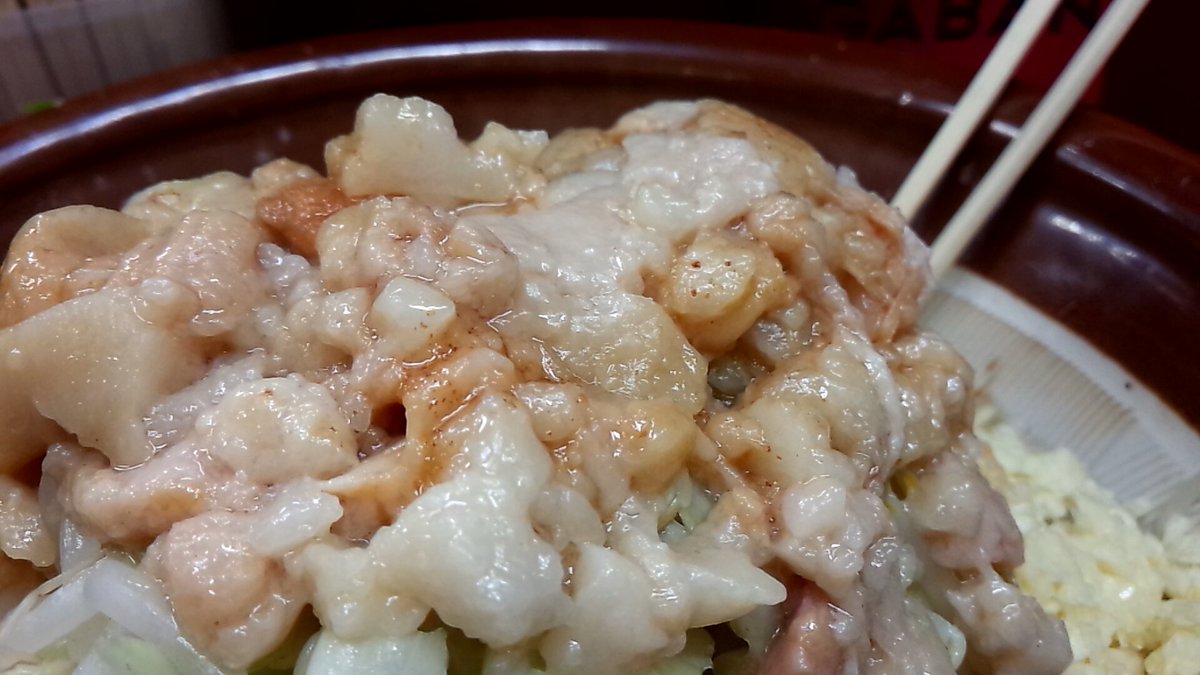 ビグザム בטוויטר ラーメン二郎中山店 大豚ニンニクマシマシアブラマシマシのマシニラ つけ麺最終日にラーメン喰ったぞwうんまぁぁあーーっ 濃いぞ で汁が濃いっ スープ ゴクゴク飲んだ しょぱキリﾂ 旨っ 小麦香る麺 ウシウシ喰う いつもの麺マシより多い気