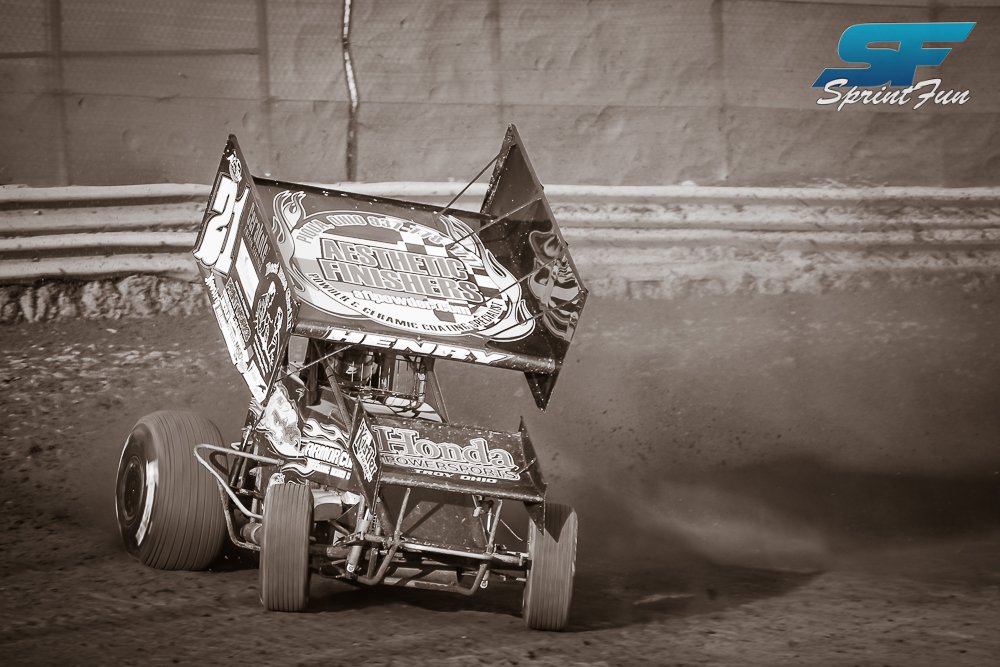 SprintFun's tweet photo. For #WallpaperWednesday we have @CapHenry and the @Coomer_21 team from @wcsohio! Download hi-res here: https://t.co/bifaQ9PxQi https://t.co/WLPs3rcrBd