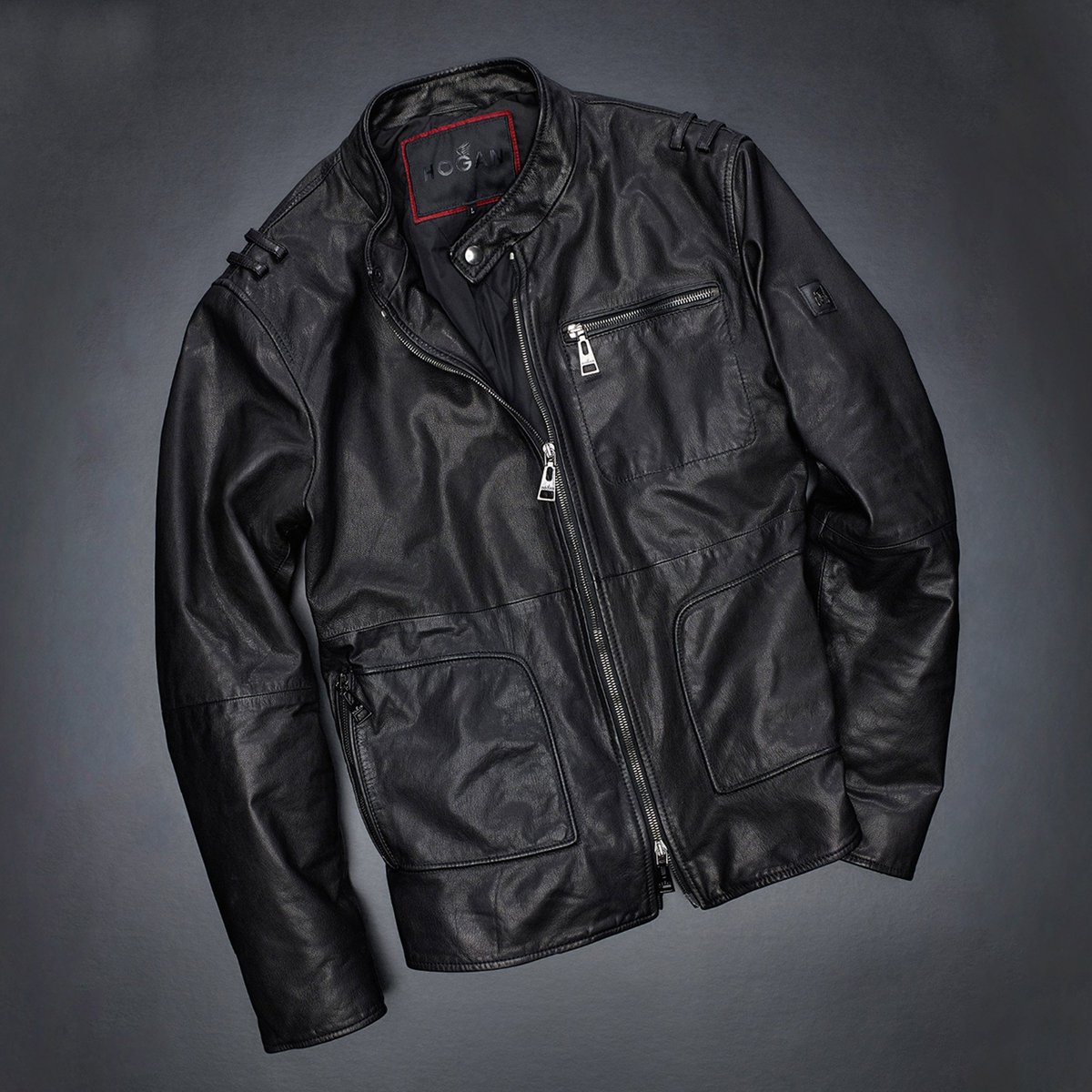 HoganBrand's tweet photo. The #HOGAN #FW1617 Route #H304 and leather jacket #HoganClub https://t.co/RhgTpKl5kf
