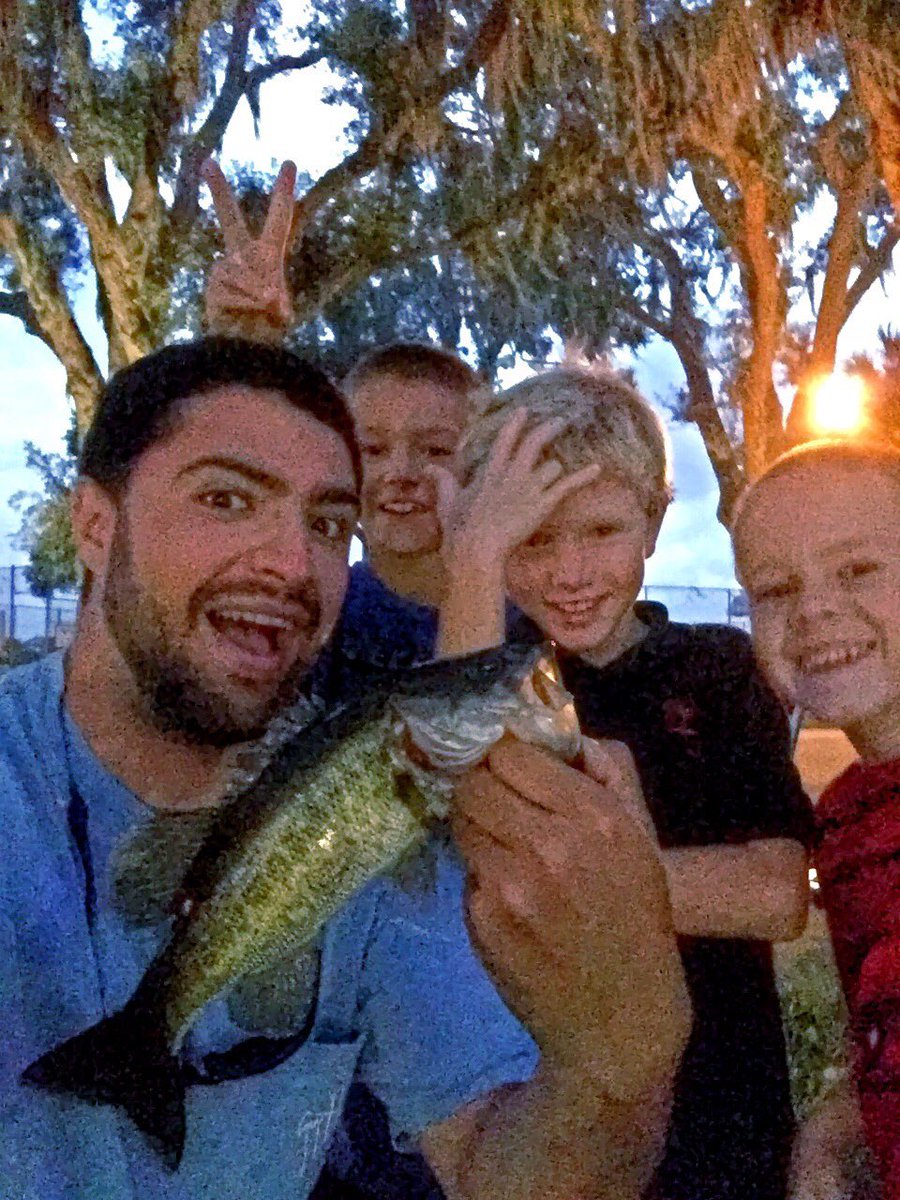 catchingfl91's tweet photo. Doing my part and teaching some kids #fishing #florida #bass #bassfishing #kidsfish #fish #nextgeneration https://t.co/YZL4wR3yFd