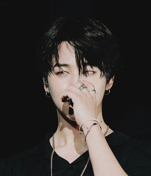 IrChIk100's tweet photo. #HappyJiminDay our little baby https://t.co/CBqUqNnXrf