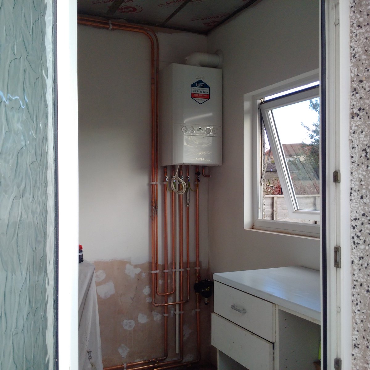 APS GAS BRISTOL tweet media