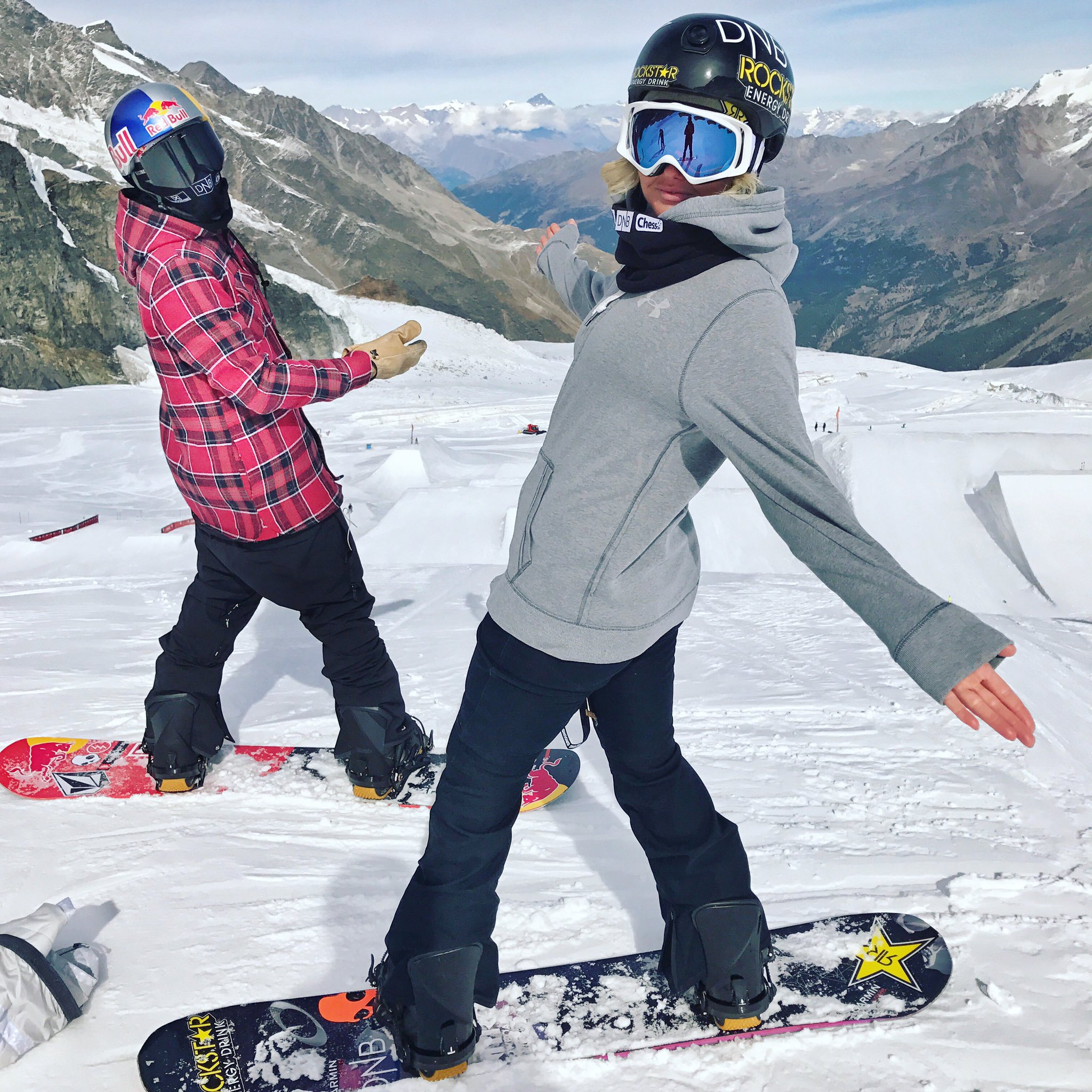 Norendal on Twitter: "A beautiful sunny day here in Saas Fee 🇨🇭☀️☀️ #Alps #Smile https://t.co/ARQNSDNGM1" / Twitter