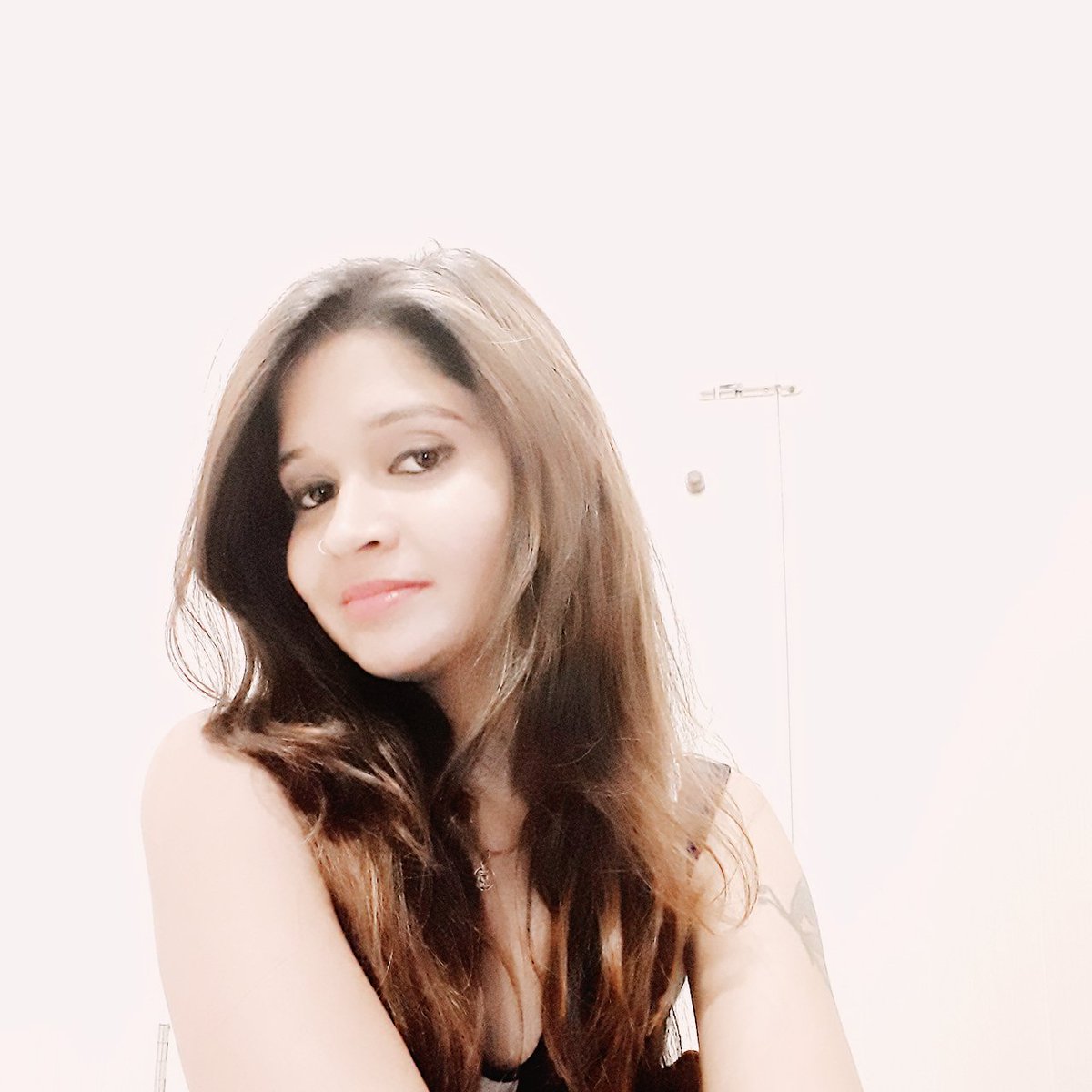 KachwahaShilpa's tweet photo. #DifferentDress and #DiffrentStyle #pictures https://t.co/9XLlZJPui5