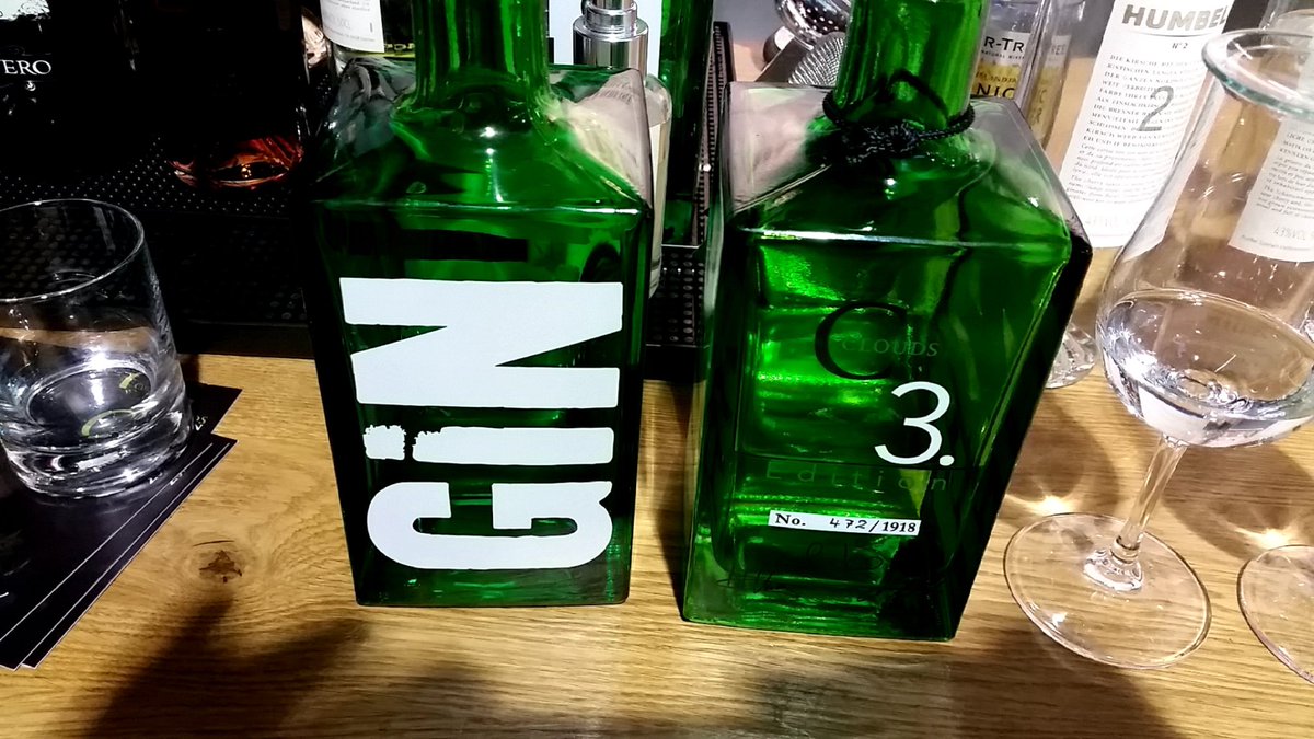 heckpiet's tweet photo. #humbel Gin als G&amp;T ist nicht zu verachten #barconventberlin #bcb16 https://t.co/ZXlPru4zXs
