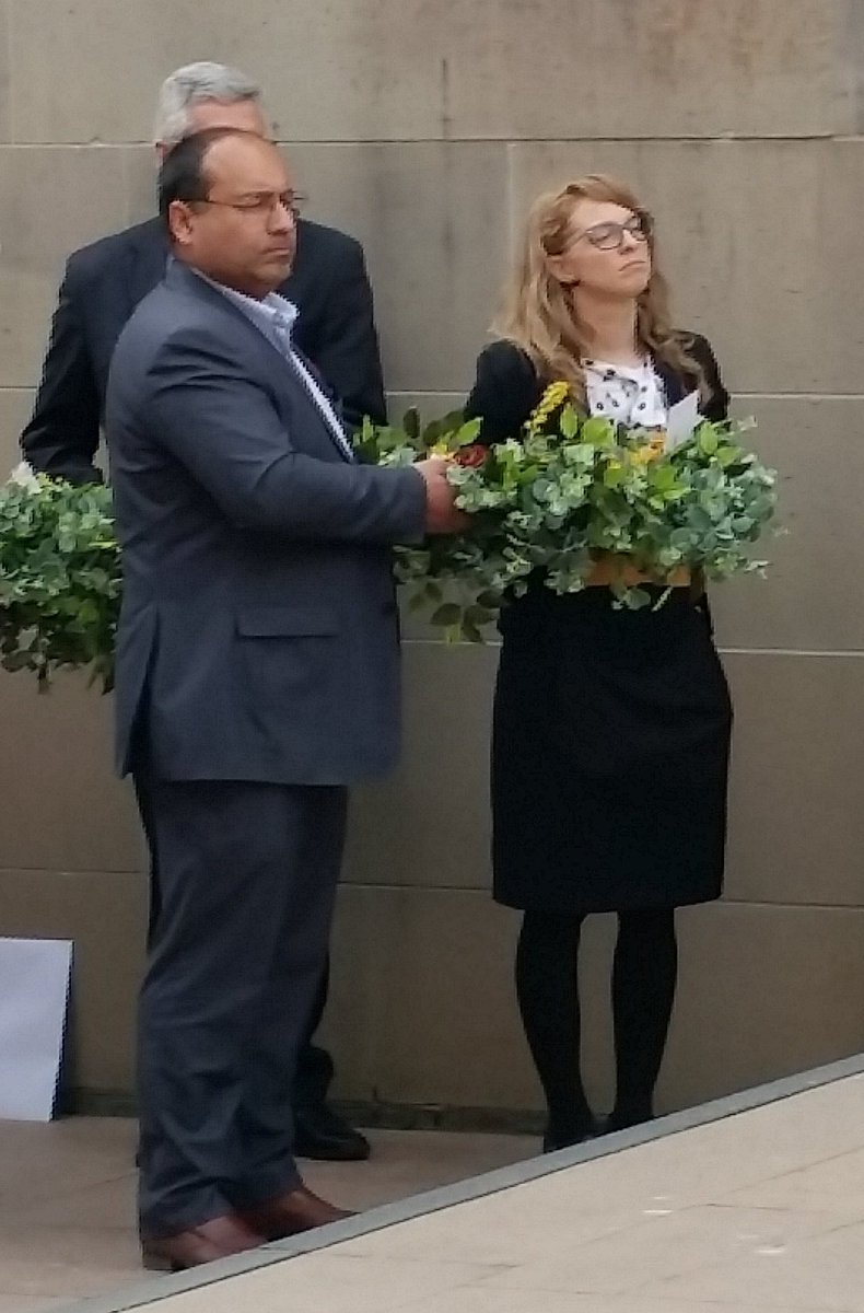 RRCLP1's tweet photo. @RRCLP honourning our fallen leaders with @AWMemorial #RRCLPinACT https://t.co/VwRHRgLmV2
