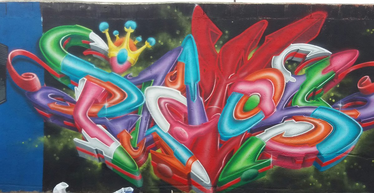 MurciaGrafiti's tweet image. Hoy #Com1 continua rematando su obra en #LaColonia
#MurciaGrafiti