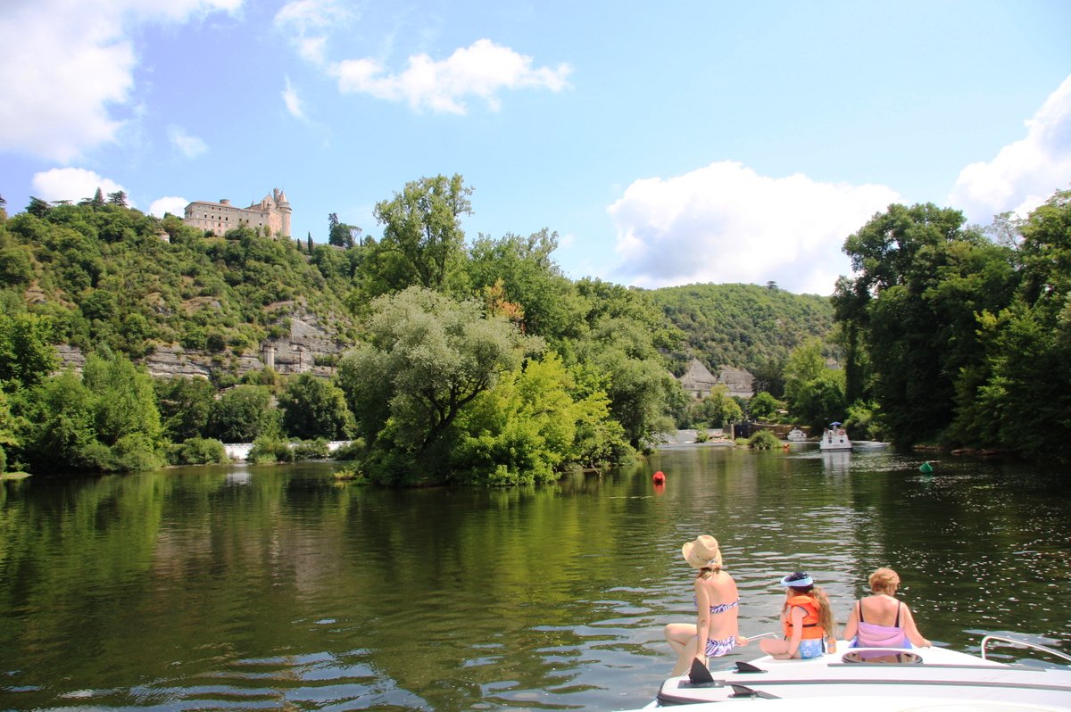 Emerald Star Boating tweet media