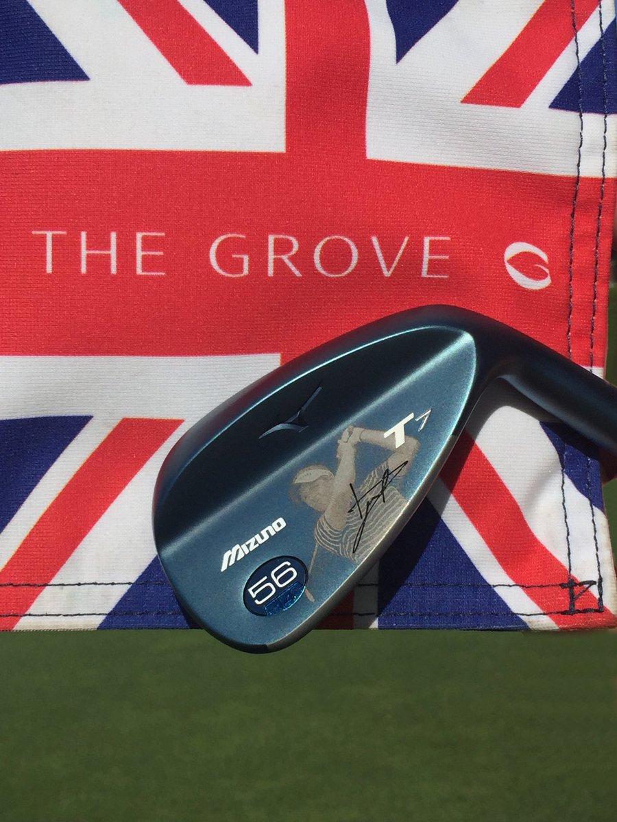 To win this limited edition #britishmasters @lukedonald  #T7wedge by <a href="/golfalchemy/">Golf Alchemy Ltd</a> RT and follow. #nothingfeelslikeamizuno