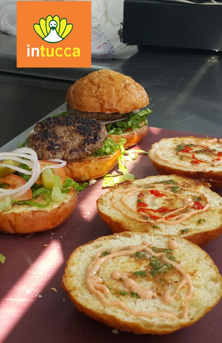 intuccadxb's tweet photo. Burger Lover?
@intuccadxb Serves best burgers in D-TOWN.
#MustTry #FoodLover #Food #Dxb #Burger #BurgerSpotting #DubaiMarina
@dubaitourism https://t.co/YwdMh7l31B