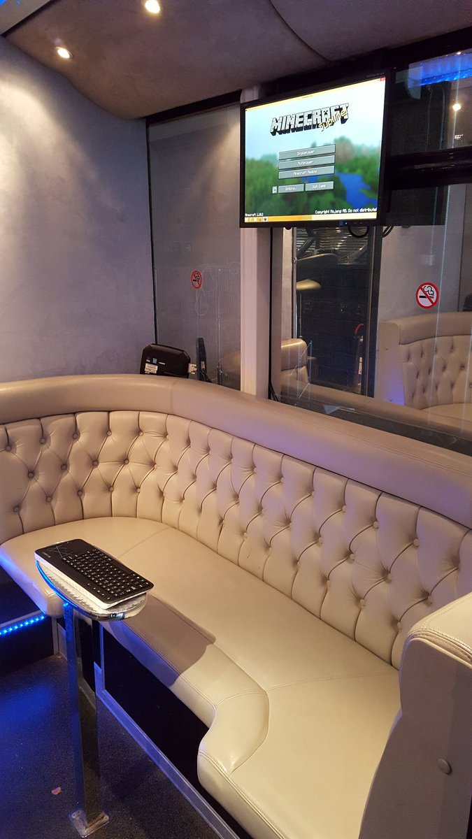 StephenReidEdu's tweet image. We&apos;re using a bus, kitted out for #Minecraft #Community #Educatuon workshops with @UniWestScotland @uwsCU and @BBCScotLearn. #Minecraftedu