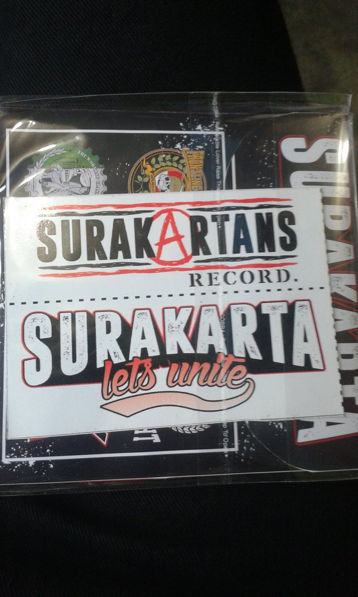 denny_pasoepati's tweet photo. Thanks CD Album Surakarta Let's Unite
@goawayPRC @betternightrock @TWCS_Official dll.
ditunggu karya selanjutnya utk @PersisOfficial https://t.co/6RQpVCLeyn