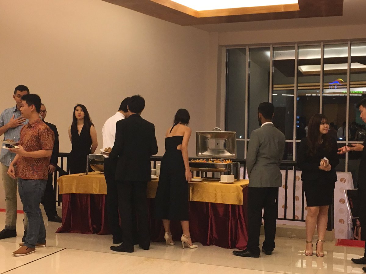ABP_2016's tweet photo. [LIVE UPDATE] The Gala Dinner is on going. Have a nice feast participants #AsianBP2016 #ABP2016 https://t.co/kPxC5324wS