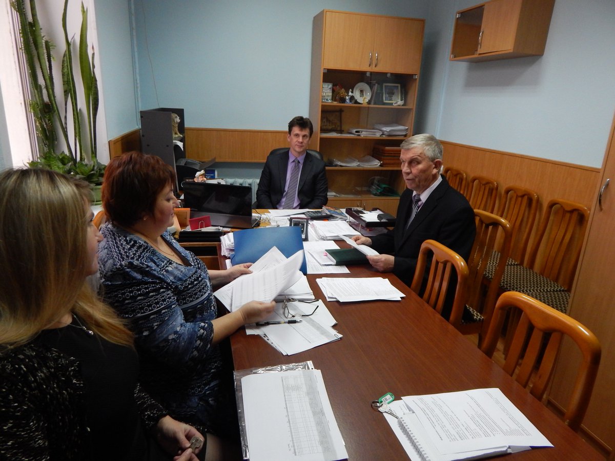 Сегодня совещание с ЦЗН на тему "Трудоустройство инвалидов" провел зам. главы администрации г.о.Вичуга по экономическим вопросам Соколов Д.В